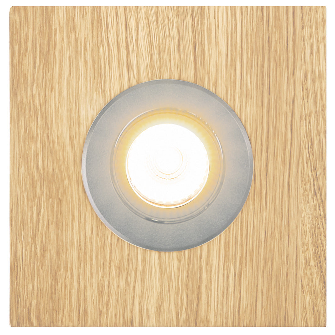 Deckenleuchte aus Asteiche Natur, Modell Lennon, 1-flammig, 200mm x 200mm x 70mm, silberne Details, Dimmbar durch externen Dimmer, Frontalansicht