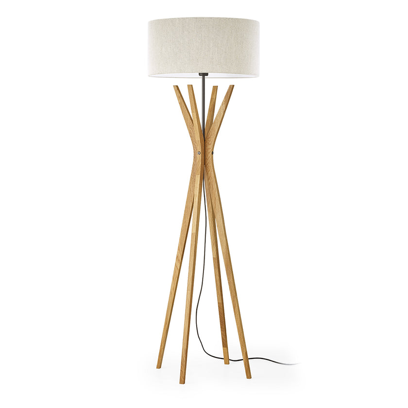 Stehleuchte aus Asteiche geölt, Modell Elody, Schirm Leinenoptik, vier sich oben treffende Beine, Stromkabel mittig zwischen Beinen her, Metall schwarz gepulvert, Frontalansicht 