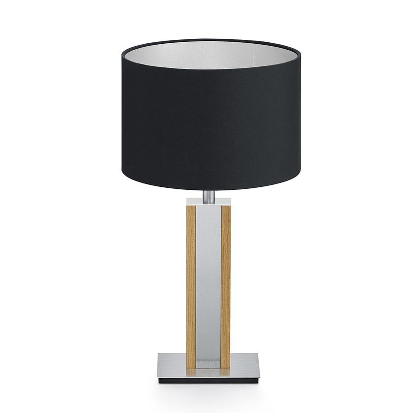 Tischleuchte aus Asteiche geölt, Modell Karl N, Details Nickel matt gebürstet, schwarzer Schirm, Frontalansicht