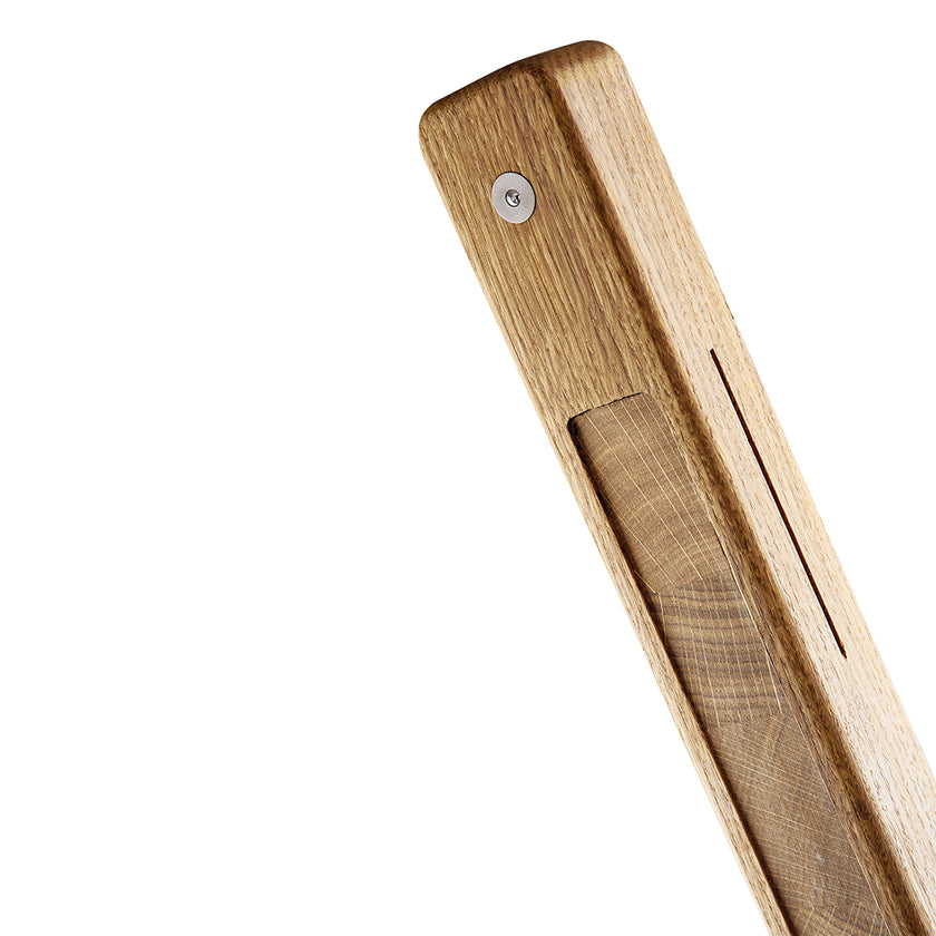 Stehleuchte aus Asteiche geölt und Kopfholz, Modell Karl K, Nickel Applikationen, Dimm-to-warm-Funktion, Detailansicht