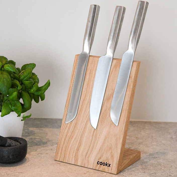 Magnetic knife block natural oak