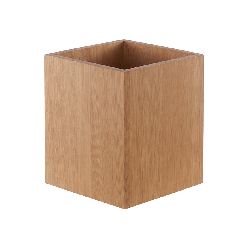 Papierkorb, Holzeimer, Holzkiste aus Asteiche geölt, Modell Marta, 25cm x 25cm x 30cm, Ansicht schräg 